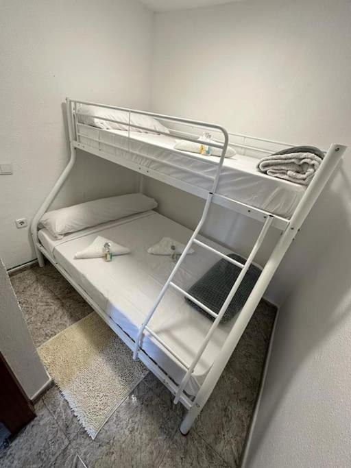 Economico Piso En Madrid Centro Lägenhet Exteriör bild