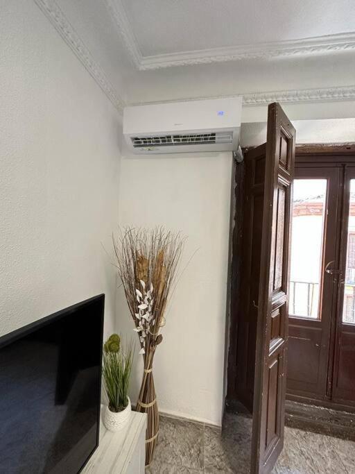 Economico Piso En Madrid Centro Lägenhet Exteriör bild