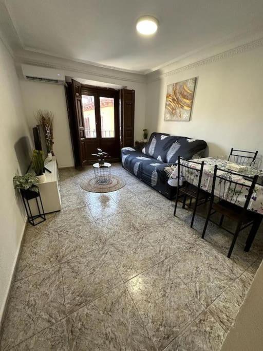 Economico Piso En Madrid Centro Lägenhet Exteriör bild